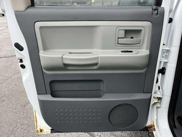 2006 Dodge Dakota 4WD Quad Cab 5.3 Ft Box SLT