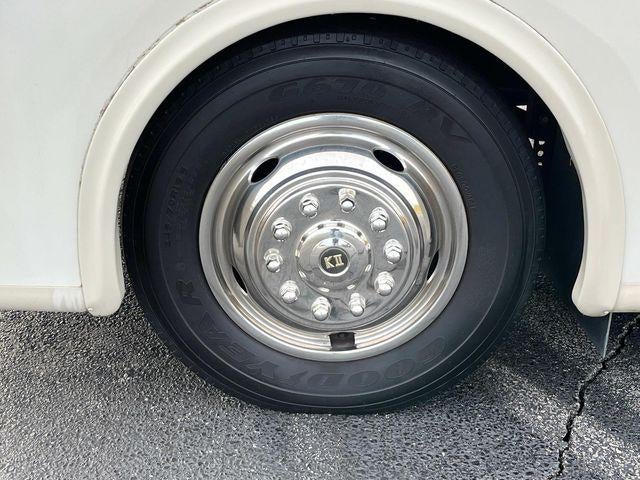 2016 Ford Super Duty F-53 Motorhome Stripped Chassis 158" DRW