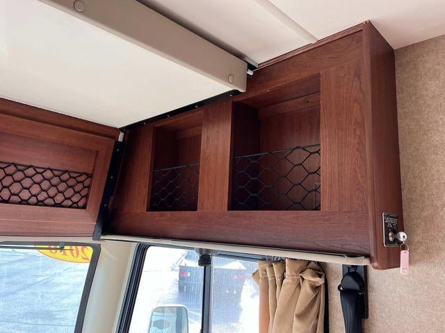 2016 Ford Super Duty F-53 Motorhome Stripped Chassis 158" DRW
