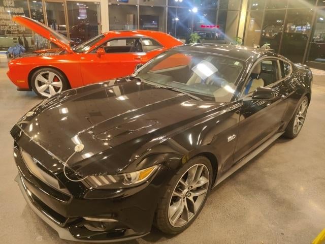 2017 Ford Mustang GT Premium Fastback