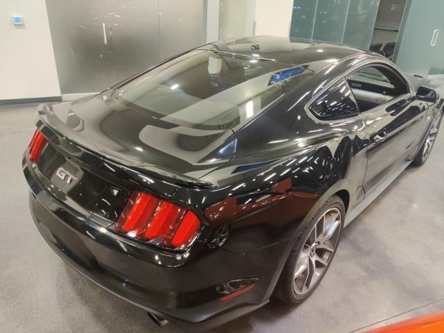 2017 Ford Mustang GT Premium Fastback