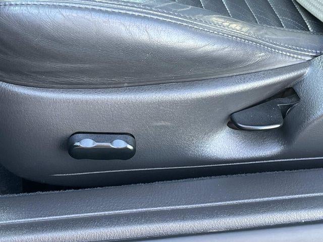 2002 Ford Thunderbird Base