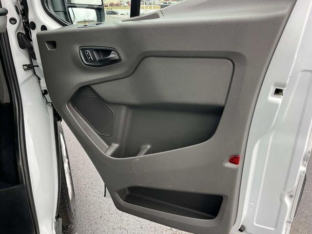 2023 Ford Transit Passenger Wagon T-350 148" Med Roof XLT RWD