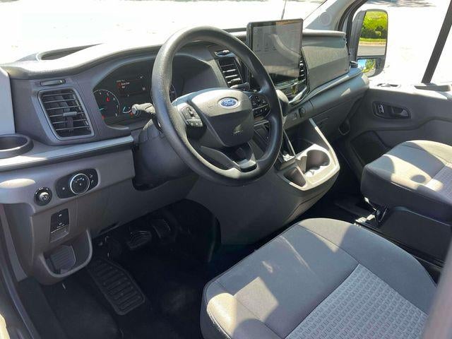 2023 Ford Transit Passenger Wagon T-350 148" Med Roof XLT RWD