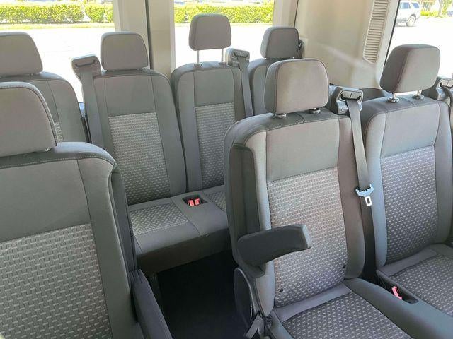 2023 Ford Transit Passenger Wagon T-350 148" Med Roof XLT RWD