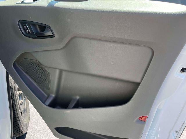 2023 Ford Transit Passenger Wagon T-350 148" Med Roof XLT RWD