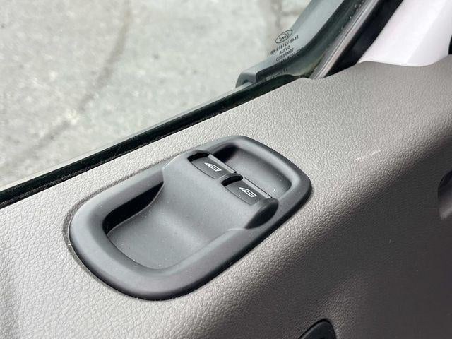 2023 Ford Transit Passenger Wagon T-350 148" Low Roof XLT RWD