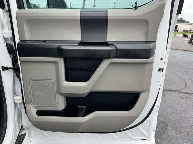 2019 Ford Super Duty F-450 DRW XL 4WD Crew Cab 179" WB 60" CA