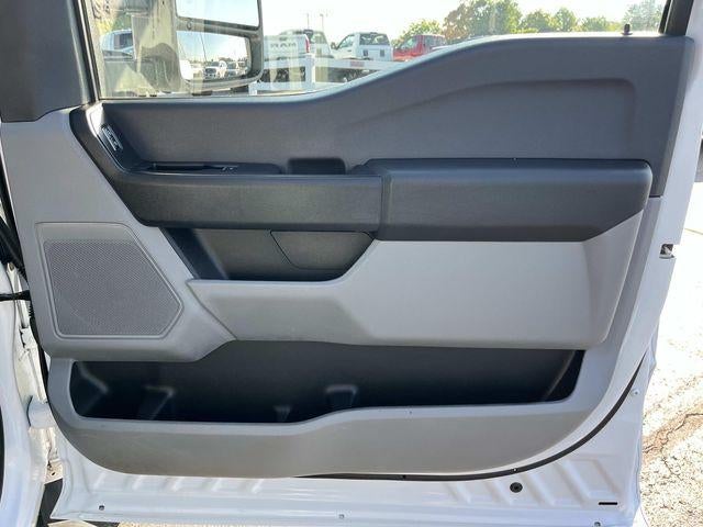 2024 Ford Super Duty F-450 DRW XL 4WD Crew Cab 179" WB 60" CA