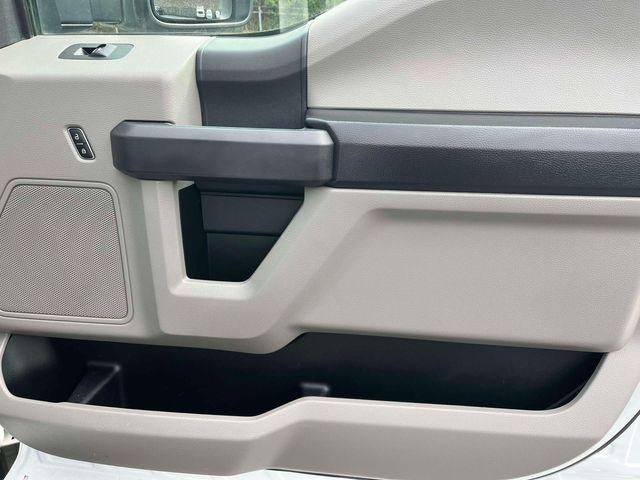 2022 Ford Super Duty F-450 DRW XL 4WD Crew Cab 179" WB 60" CA