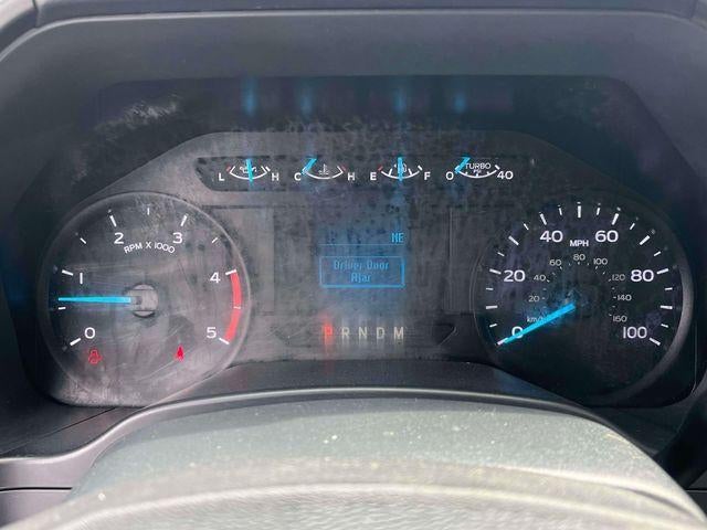 2022 Ford Super Duty F-450 DRW XL 4WD Crew Cab 179" WB 60" CA