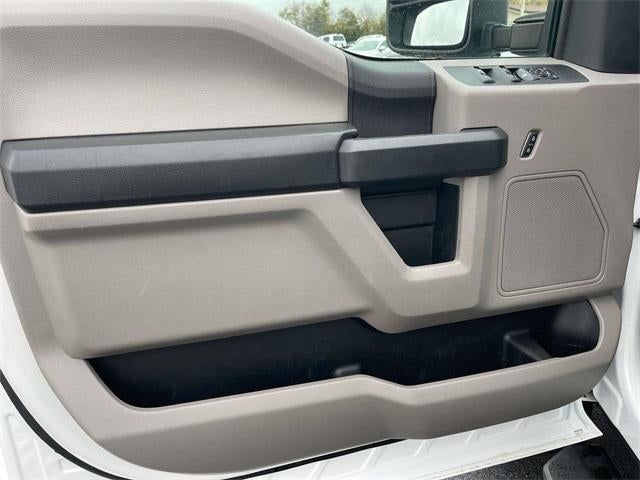 2019 Ford Super Duty F-550 DRW XL 2WD Crew Cab 179" WB 60" CA