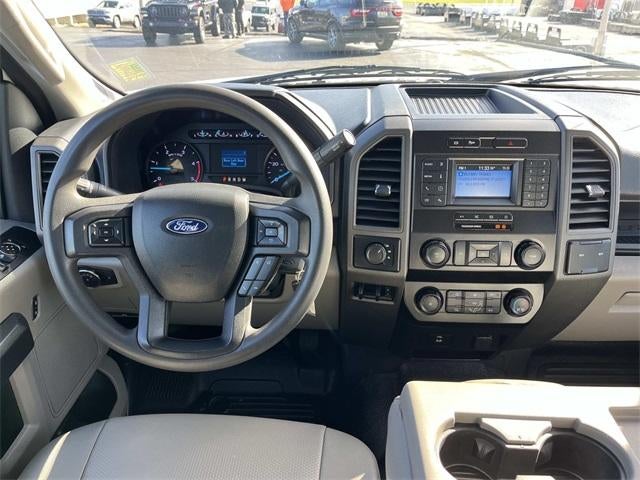 2022 Ford Super Duty F-350 DRW XL 4WD Crew Cab 179" WB 60" CA