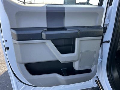 2022 Ford Super Duty F-350 DRW XL 4WD Crew Cab 179" WB 60" CA