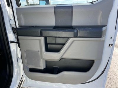 2022 Ford Super Duty F-350 DRW XL 4WD Crew Cab 179" WB 60" CA