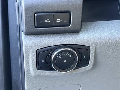 2022 Ford Super Duty F-350 DRW XL 4WD Crew Cab 179" WB 60" CA