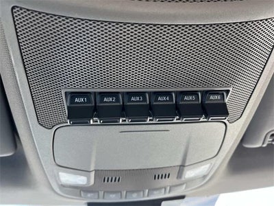 2022 Ford Super Duty F-350 DRW XL 4WD Crew Cab 179" WB 60" CA