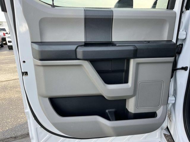 2020 Ford Super Duty F-350 DRW XL 4WD Crew Cab 179" WB 60" CA