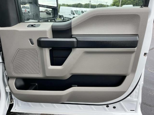 2021 Ford Super Duty F-350 DRW XL 4WD Crew Cab 179" WB 60" CA