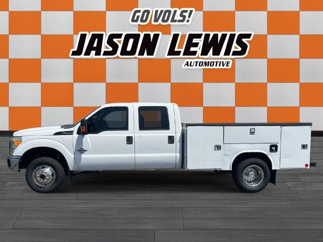 2012 Ford Super Duty F-350 DRW 4WD Crew Cab 176" WB 60" CA XL