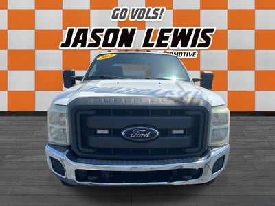 2012 Ford Super Duty F-350 DRW 4WD Crew Cab 176" WB 60" CA XL