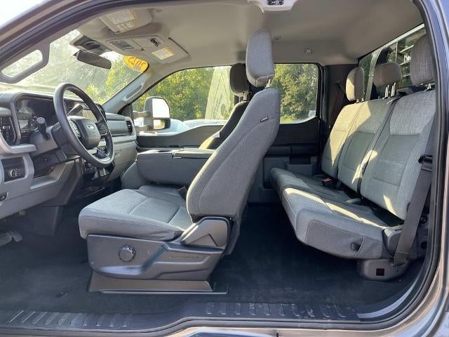 2025 Ford Super Duty F-350 DRW XLT 4WD SuperCab 168" WB 60" CA