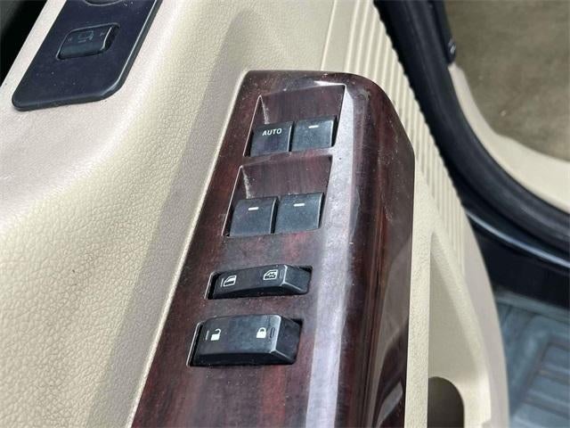 2008 Ford Super Duty F-550 DRW 2WD Crew Cab 176" WB 60" CA Lariat