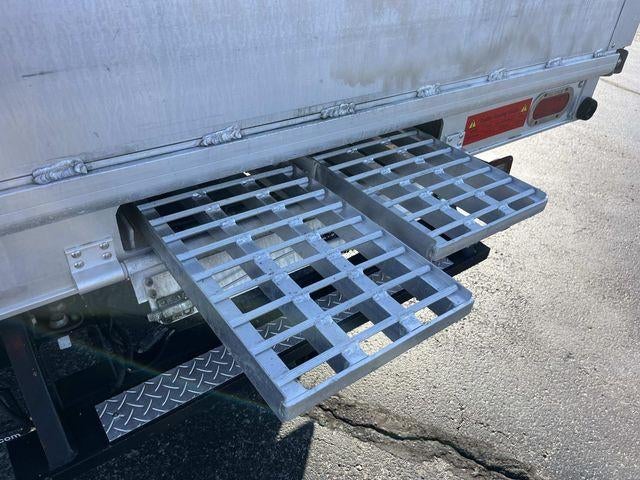 2017 Ford Super Duty F-250 SRW XL 2WD Reg Cab 8' Box