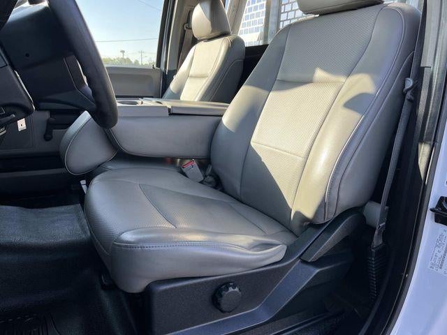 2017 Ford Super Duty F-250 SRW XL 2WD Reg Cab 8' Box