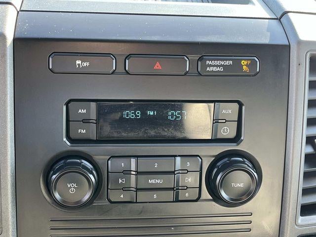 2017 Ford Super Duty F-250 SRW XL 2WD Reg Cab 8' Box