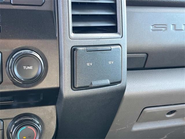 2017 Ford Super Duty F-350 DRW XL 2WD Reg Cab 145" WB 60" CA