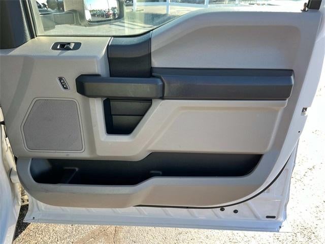 2017 Ford Super Duty F-350 DRW XL 2WD Reg Cab 145" WB 60" CA