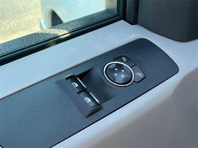 2017 Ford Super Duty F-350 DRW XL 2WD Reg Cab 145" WB 60" CA