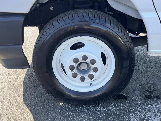 2022 Ford E-Series Cutaway E-350 SRW 138" WB