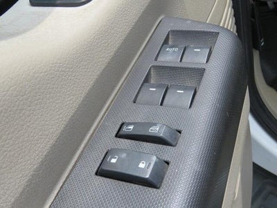 2008 Ford Super Duty F-450 DRW 4WD Crew Cab 176" WB 60" CA XL