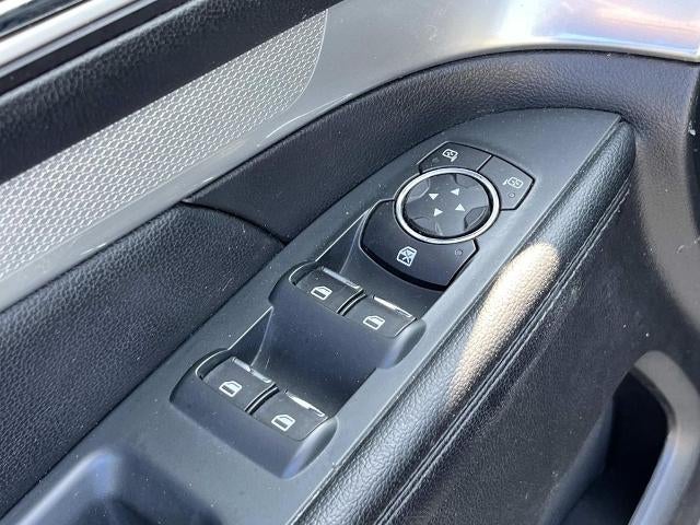 2016 Ford Explorer FWD 4dr XLT
