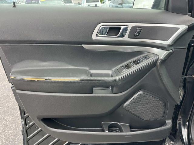 2013 Ford Explorer FWD 4dr XLT