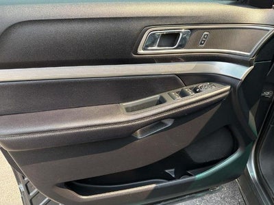 2016 Ford Explorer 4WD 4dr XLT