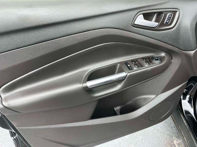 2017 Ford Escape SE FWD
