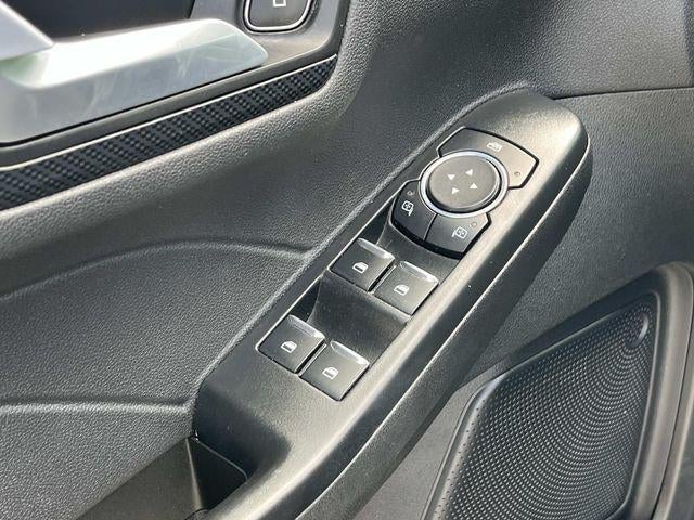 2025 Ford Escape ST-Line Select AWD