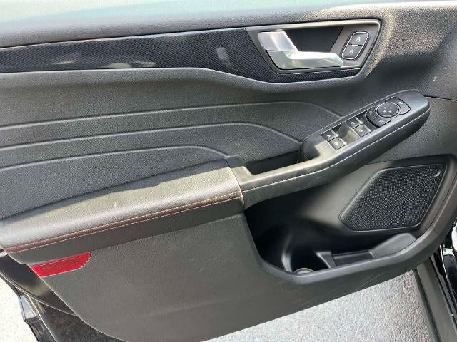 2025 Ford Escape ST-Line Select AWD