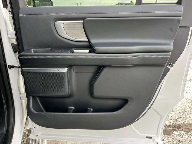 2025 Ford Expedition Max Platinum 4x4