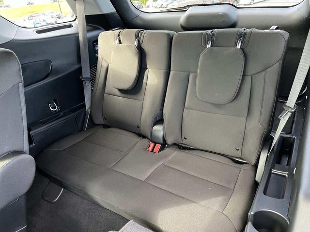 2023 Ford Explorer XLT RWD