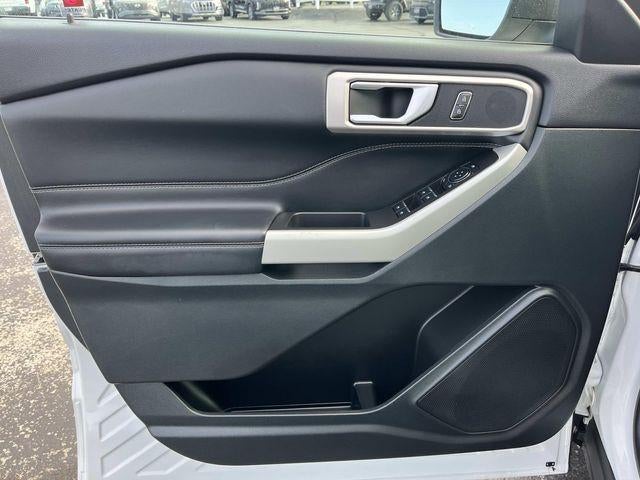 2023 Ford Explorer XLT RWD