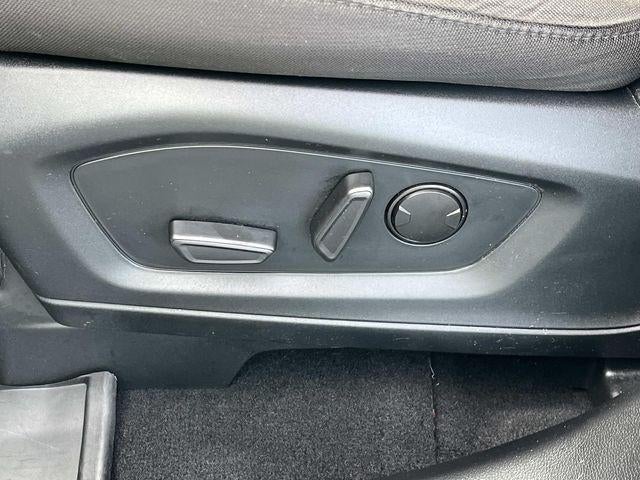 2023 Ford Explorer XLT RWD