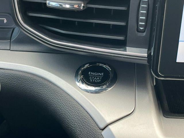 2022 Ford Explorer XLT 4WD