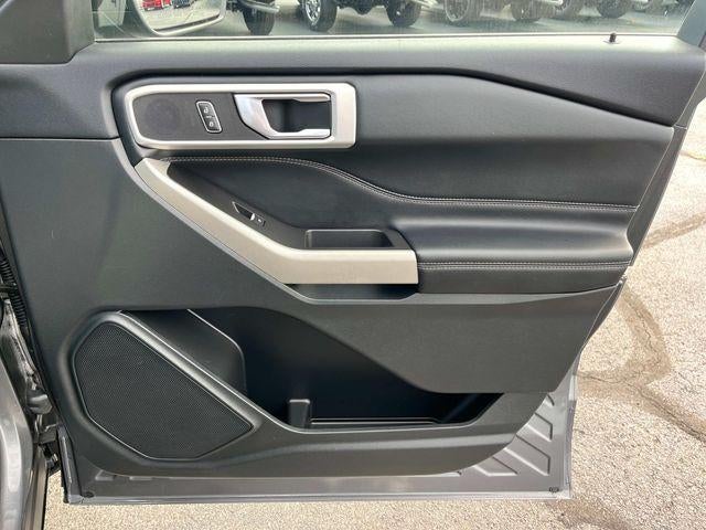 2022 Ford Explorer XLT 4WD