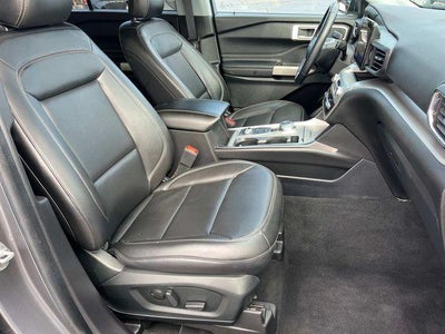 2022 Ford Explorer XLT 4WD
