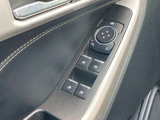 2022 Ford Explorer XLT 4WD