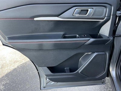 2025 Ford Explorer ST-Line 4WD